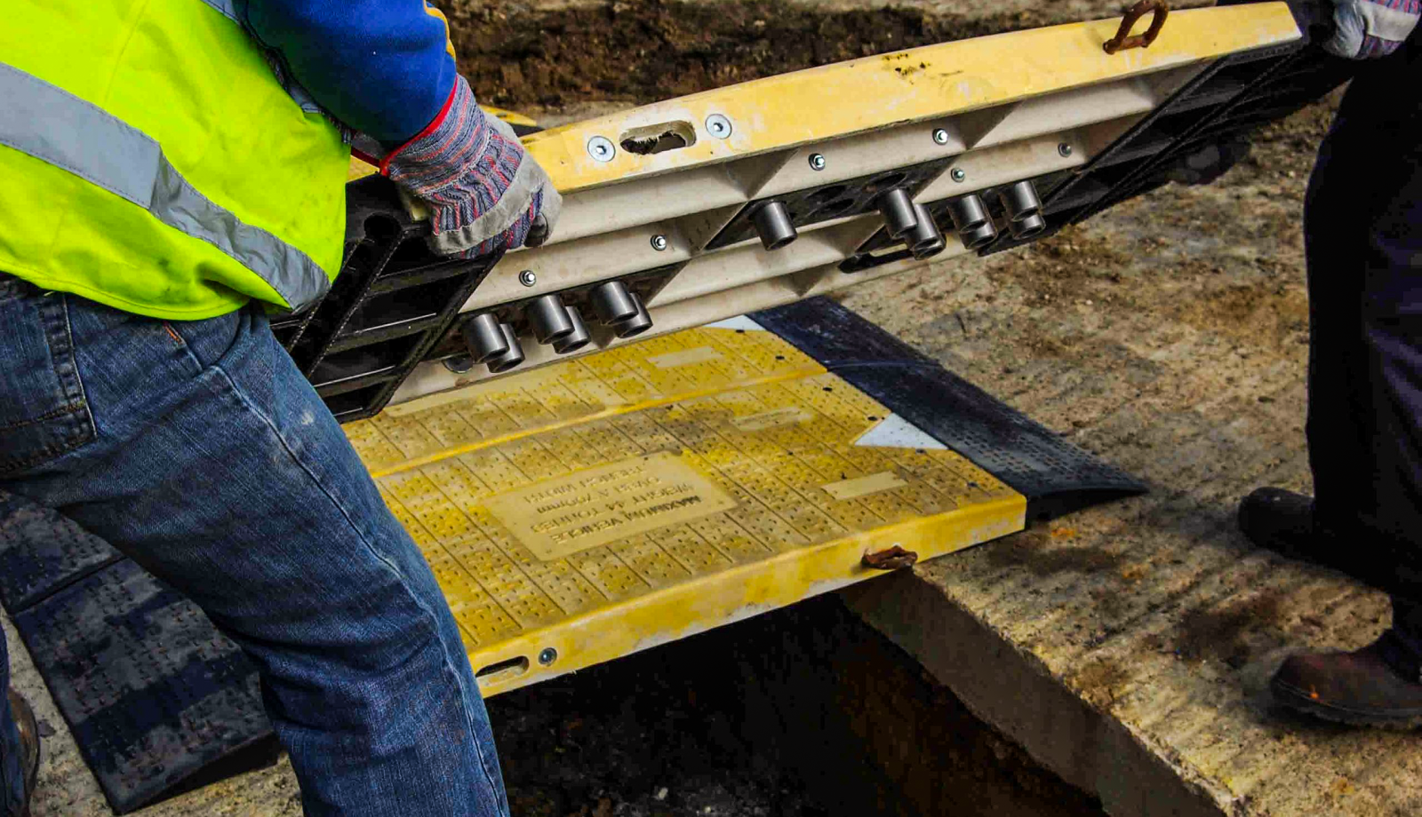 LowPro 15/05 Road Plate System